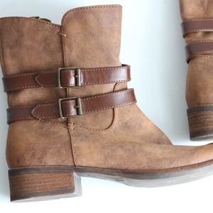 G.H. Bass Brown Ankle Booties